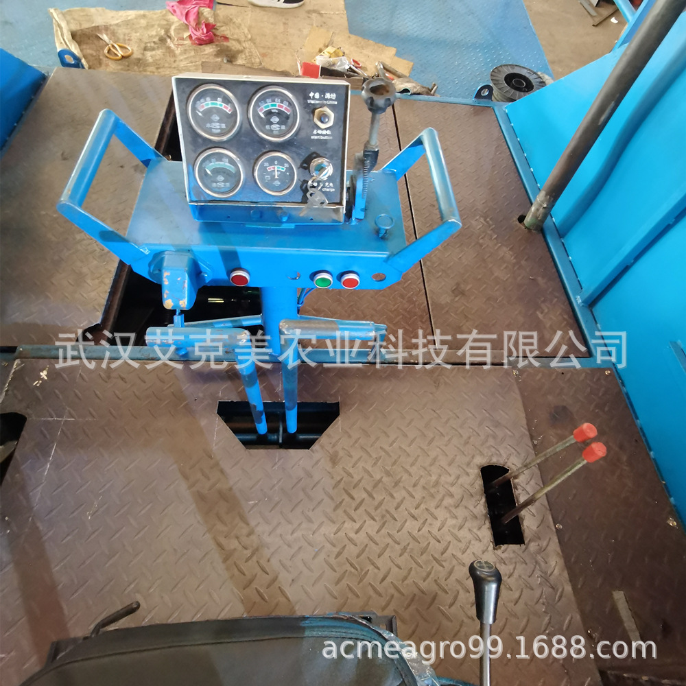 95匹滩涂机耕船04