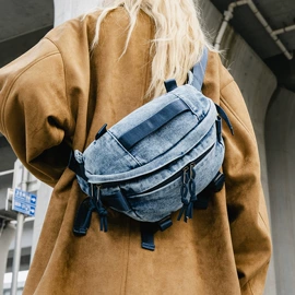 中大学生书包;女士单肩包;男士单肩包