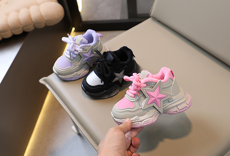 Zapatos deportivos para niños con suela ligera de invierno, edición coreana, dos zapatos de algodón para niños y niñas de 1 a 6 años_voghion.com