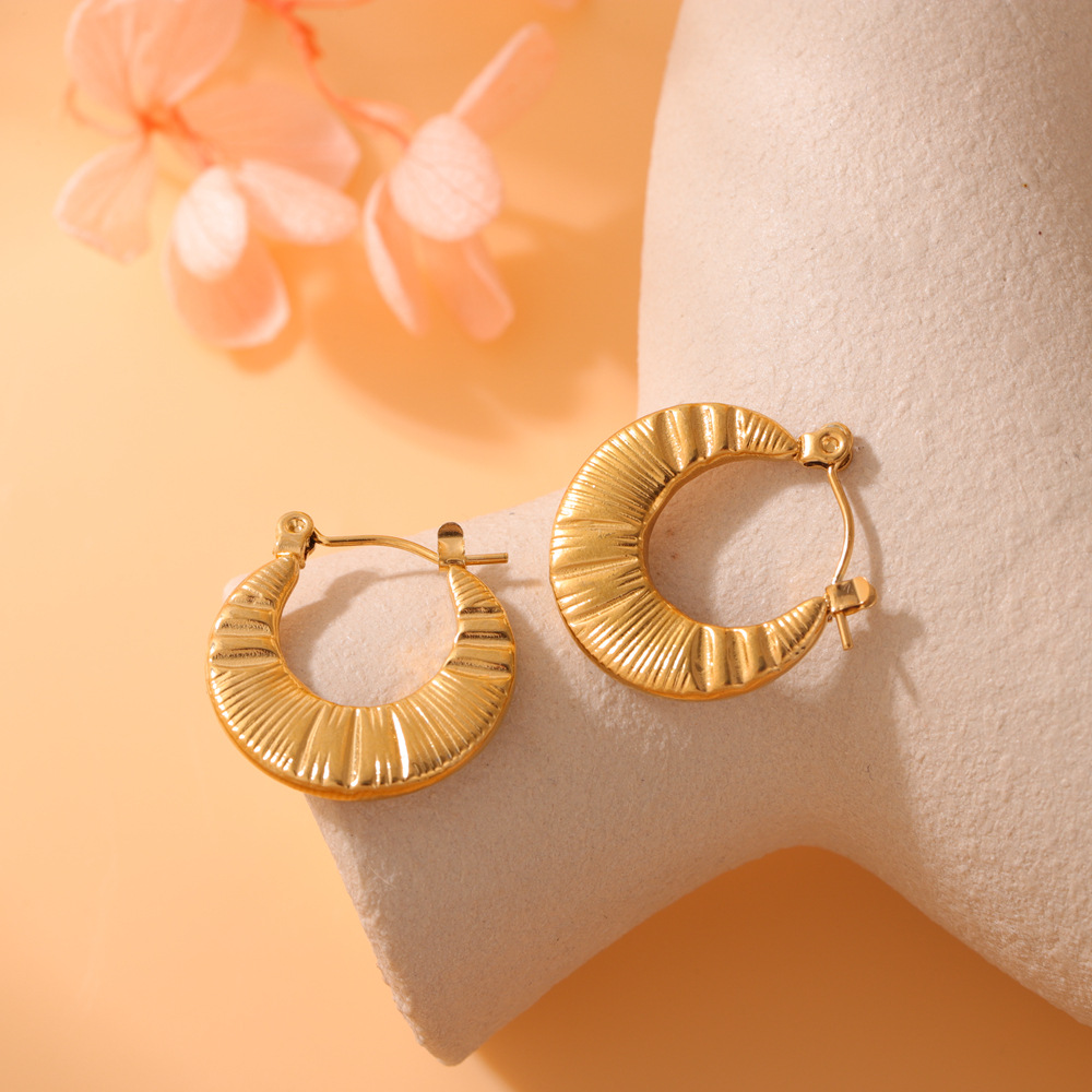 Pendientes de acero inoxidable estilo europeo, minimalista y ligero