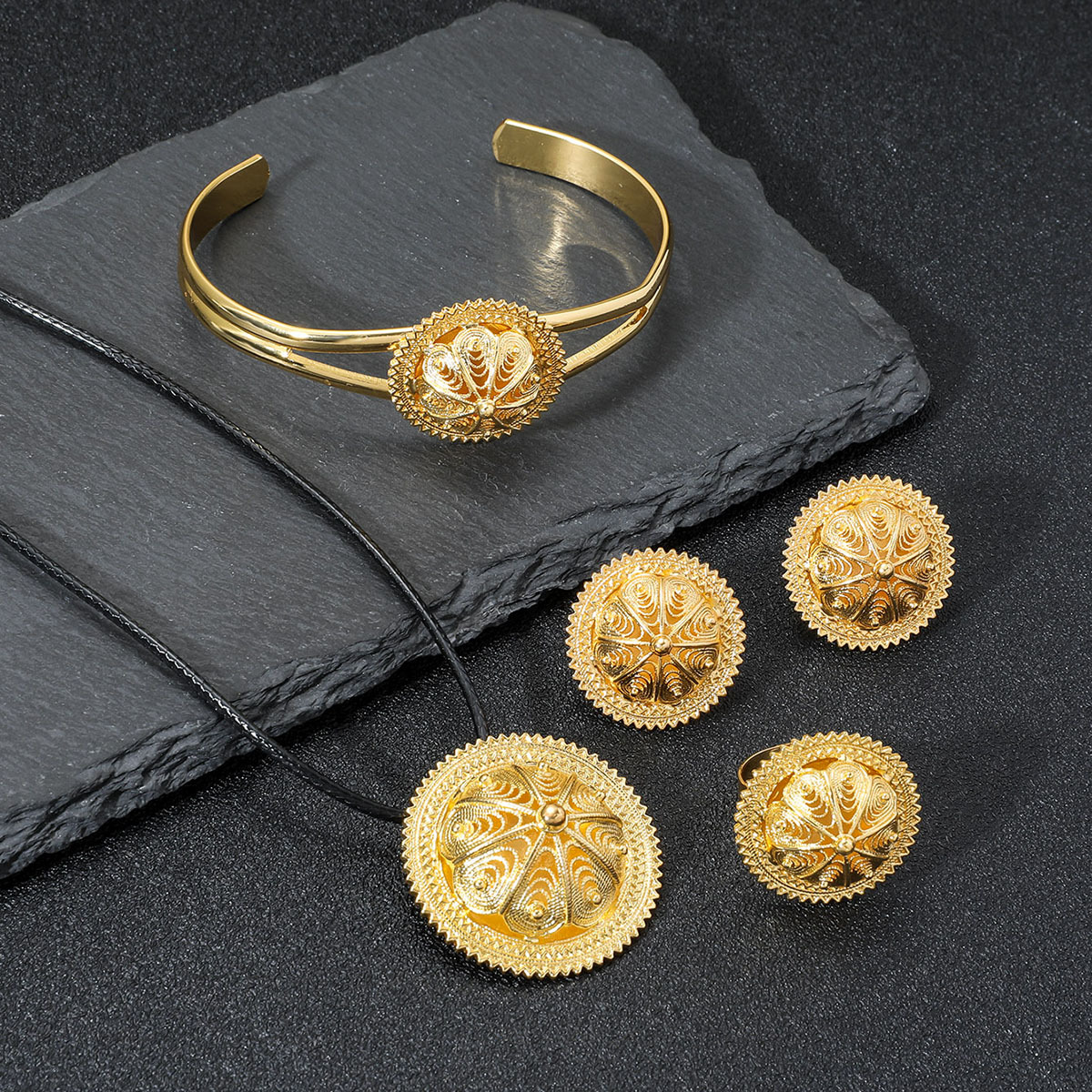 O1CN01qSa3sD27hjbH6lbNh_!!2215035847829-0-cib.jpg?__r__=1671000708081