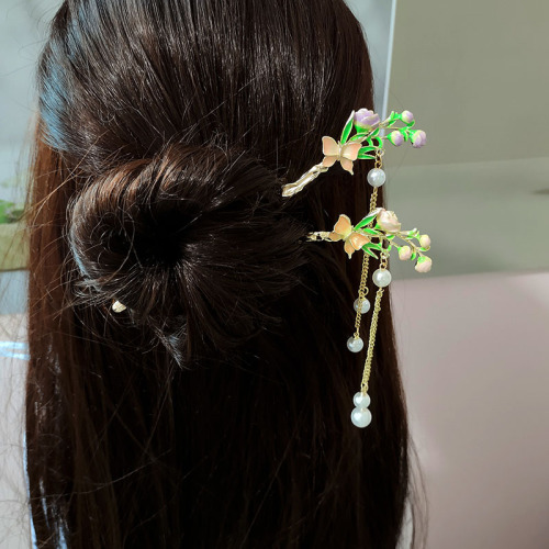 Antique-style bellflower butterfly tassel hairpin with a retro, elegant, and forest-like, fairy-like beauty, suitable for Hanfu women