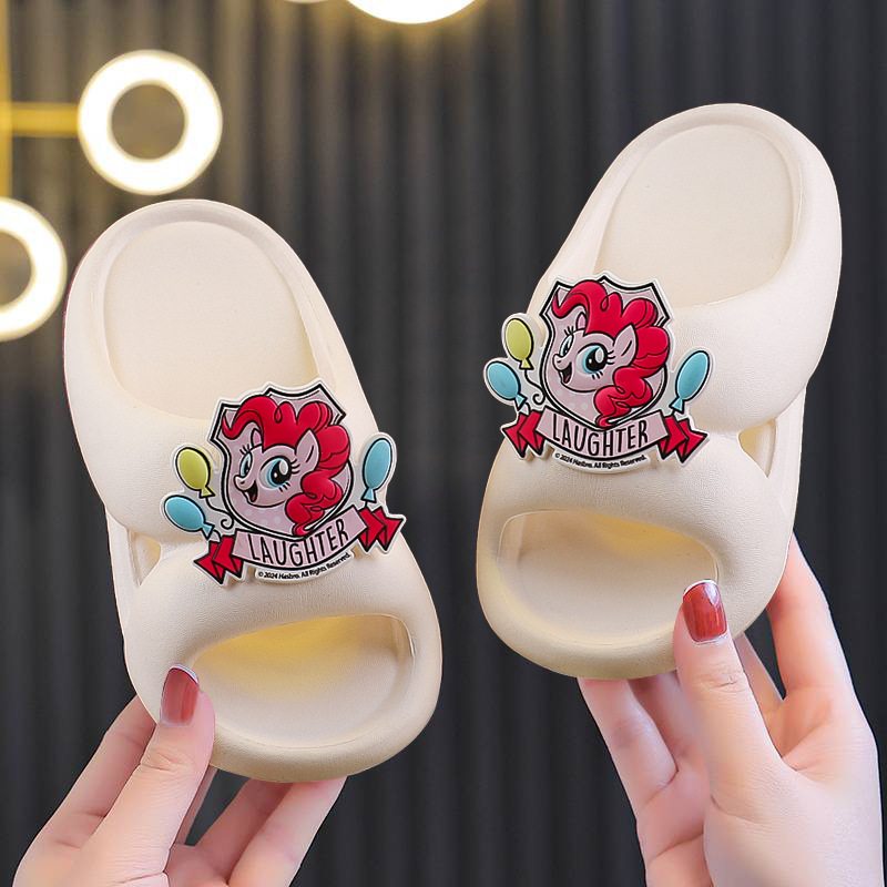 Pony Baoli verano nuevo estilo EVA para padres e hijos arrastre casa al aire libre lindo baño de dibujos animados baño sandalias y zapatillas antideslizantes