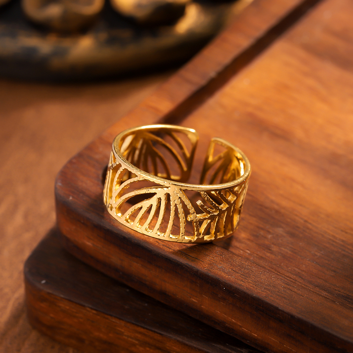 Minimalist Designer Ring For Men Sleek Modern Style For Everyday_voghion.com