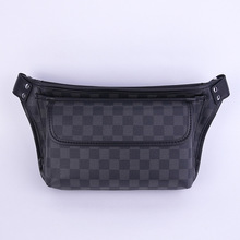 男士黑色多功能大容量单肩斜挎包休闲高品质百搭简约经典肩包