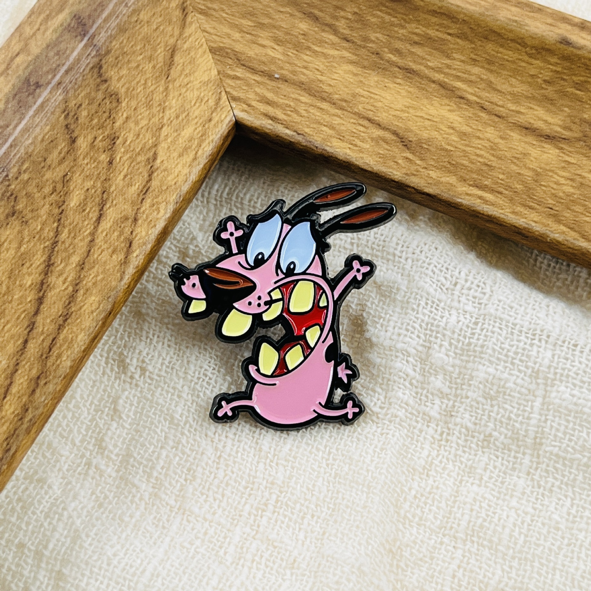 Pink Puppy Hero Brooch Fun Cartoon Badge Classic Animation Peripheral Accessories Childhood Memories Gift