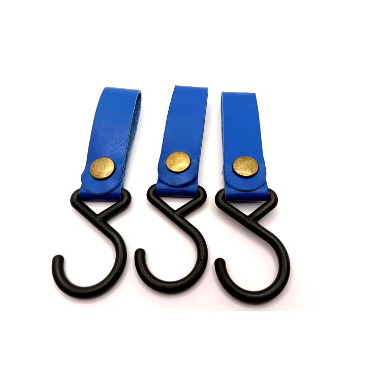 En stock al aire libre camping gancho en forma de gancho de cuero de la PU cuerda de viento llavero S gancho tienda PU tendedero gancho