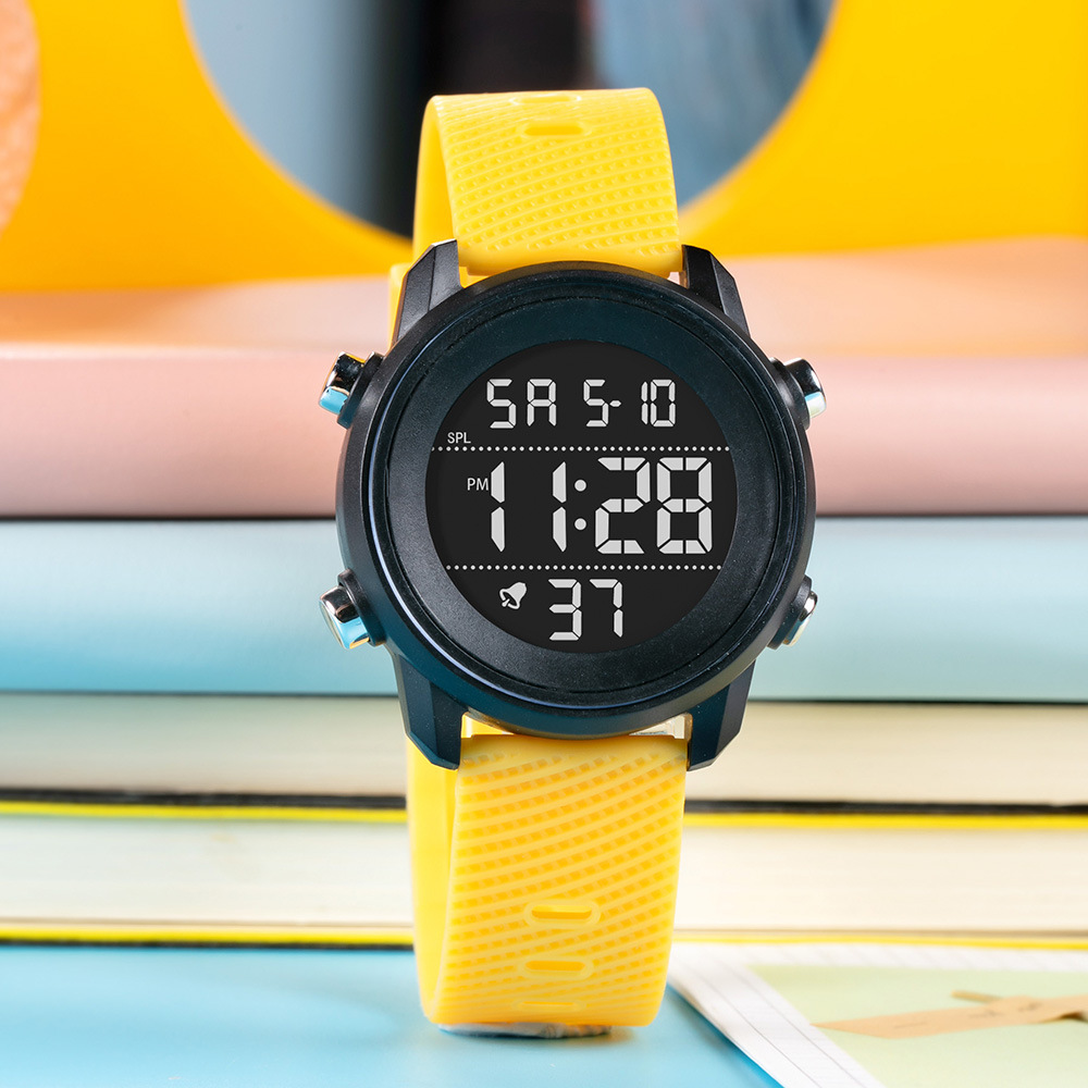 Reloj electrónico para estudiantes adolescentes y hombres deportivo al aire libre reloj electrónico multifuncional alarma de alarma de luz nocturna mayorista