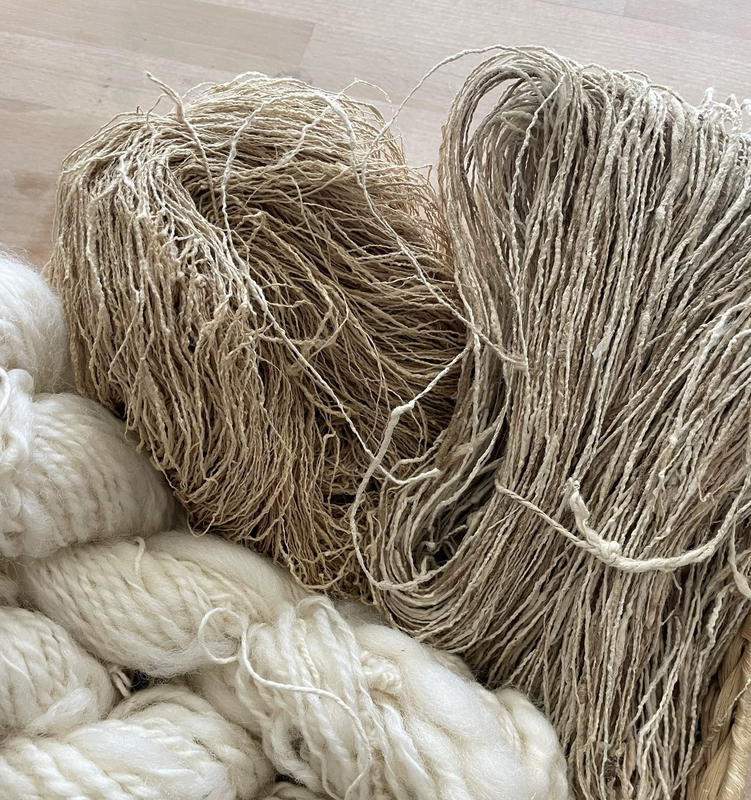 Silk Hand-Spun Yarn, Handmade Fiber Art Materials, Spinning and Weaving Threads, Weaving Materials, Hand-Knitted Clothing Design Accessories