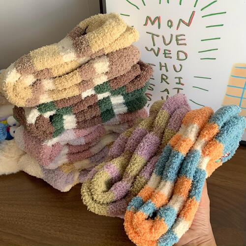 Winter coral velvet floor socks thickened mid-calf socks women's socks autumn and winter thickened winter socks cold-proof home socks