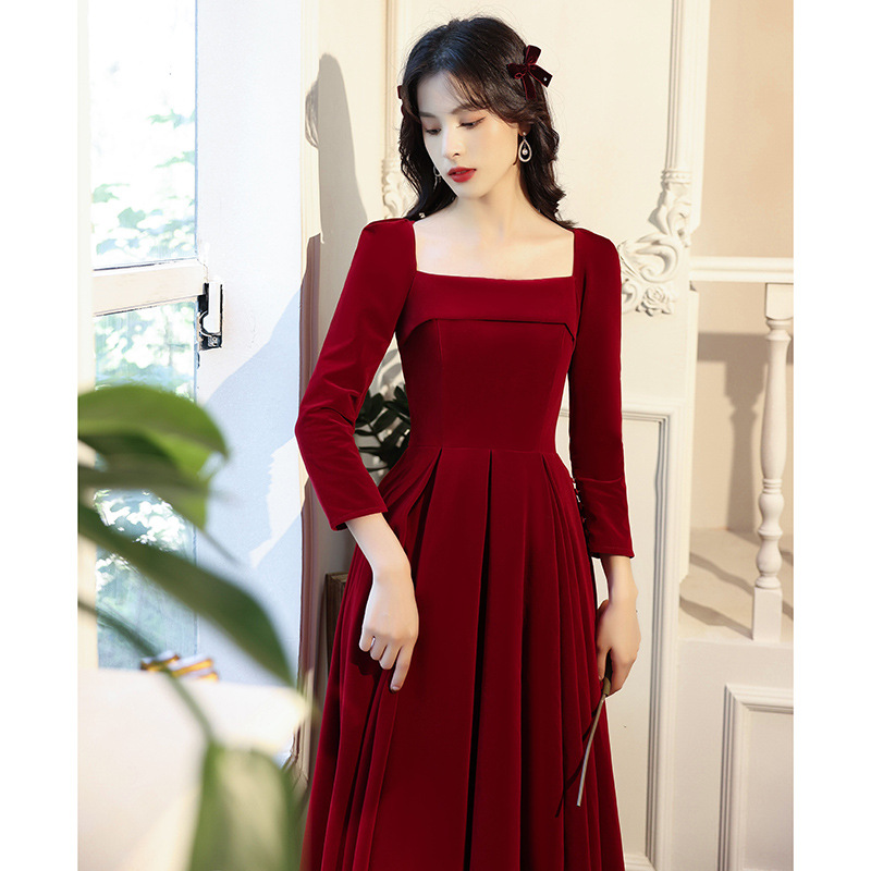 Long-Sleeved Toast Dress for the Bride, 2026 New Spring Wedding and Engagement Homecoming Evening Dress, Can Be Worn Casually, Elegant Velvet