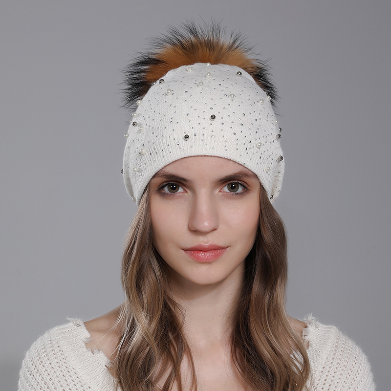 Perle de laine pour femmes pour la chaleur de l'hiver, chapeau tricoté en boule de fourrure de raton laveur, style pull à la mode pour femmes_voghion.com