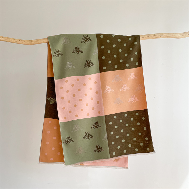 Little Bee I mitation Cashmere for Women, Thickened and Versatile Color blocked Shawl, Winter New Scarf_voghion.com