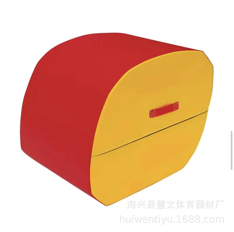 子供の体はちょうどクールな訓練器材幼稚園の屋外の軟体のフィットネスの組み合わせの訓練のバッフルを走ることができます。|undefined
