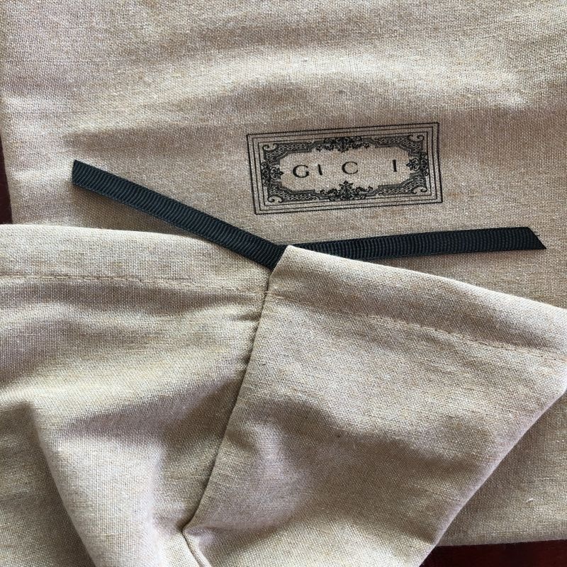 Suministro directo de fábrica bolsa de algodón albaricoque G zapatos caseros embalaje bolsa de polvo negro plana con cordón bolsa de embalaje personalizable