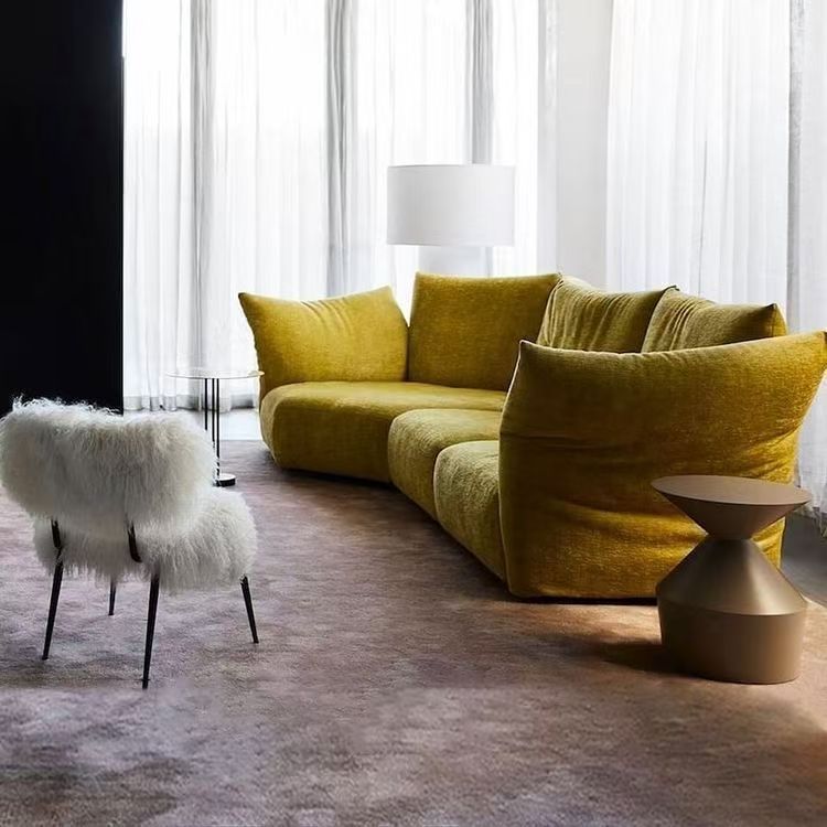 Sofá de pétalos de flor de estilo de crema de viento tranquilo estilo de casa de piso plano minimalista combinación de sofá de forma especial creativa