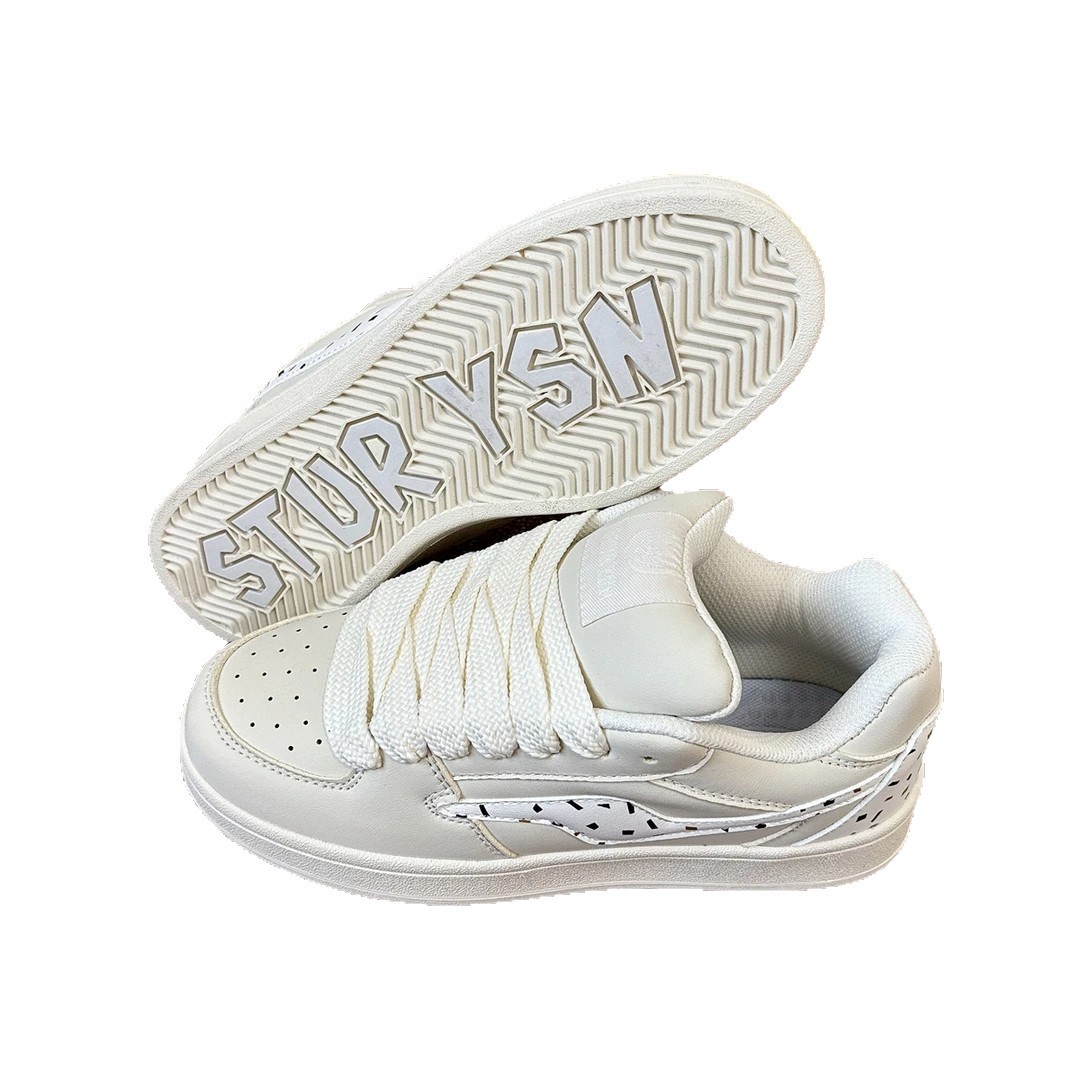 Zapatos deportivos transpirables planos de verano de 2025, nuevos zapatos de mujer que se ajustan a los zapatos casuales de nicho, zapatos blancos pequeños para mujeres