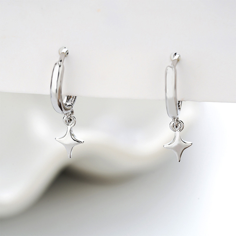 Classic Four-pointed Star Hoop Earrings For Men Korean Style_voghion.com