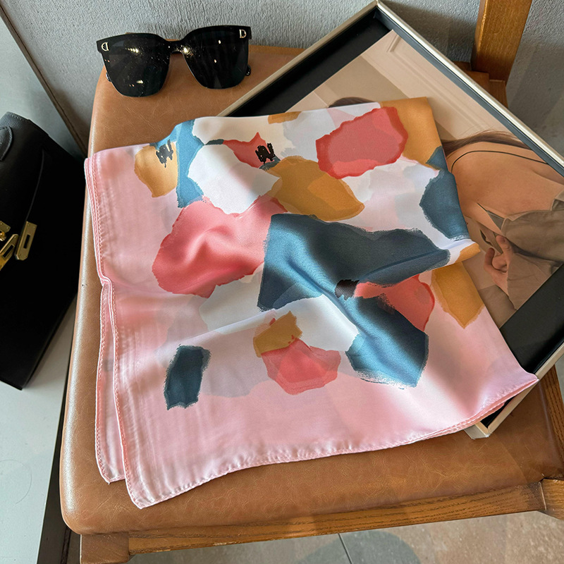 Bufandas de seda para mujeres 2025 primavera y otoño moda versátil temperamento minimalista 65cm bufandas de seda simuladas bufandas delgadas bufandas