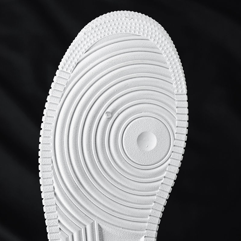 Automne et hiver haut de gamme version coréenne tendance sport 2024 nouvelle planche hommes décontracté polyvalent blanc chaussures hommes_voghion.com