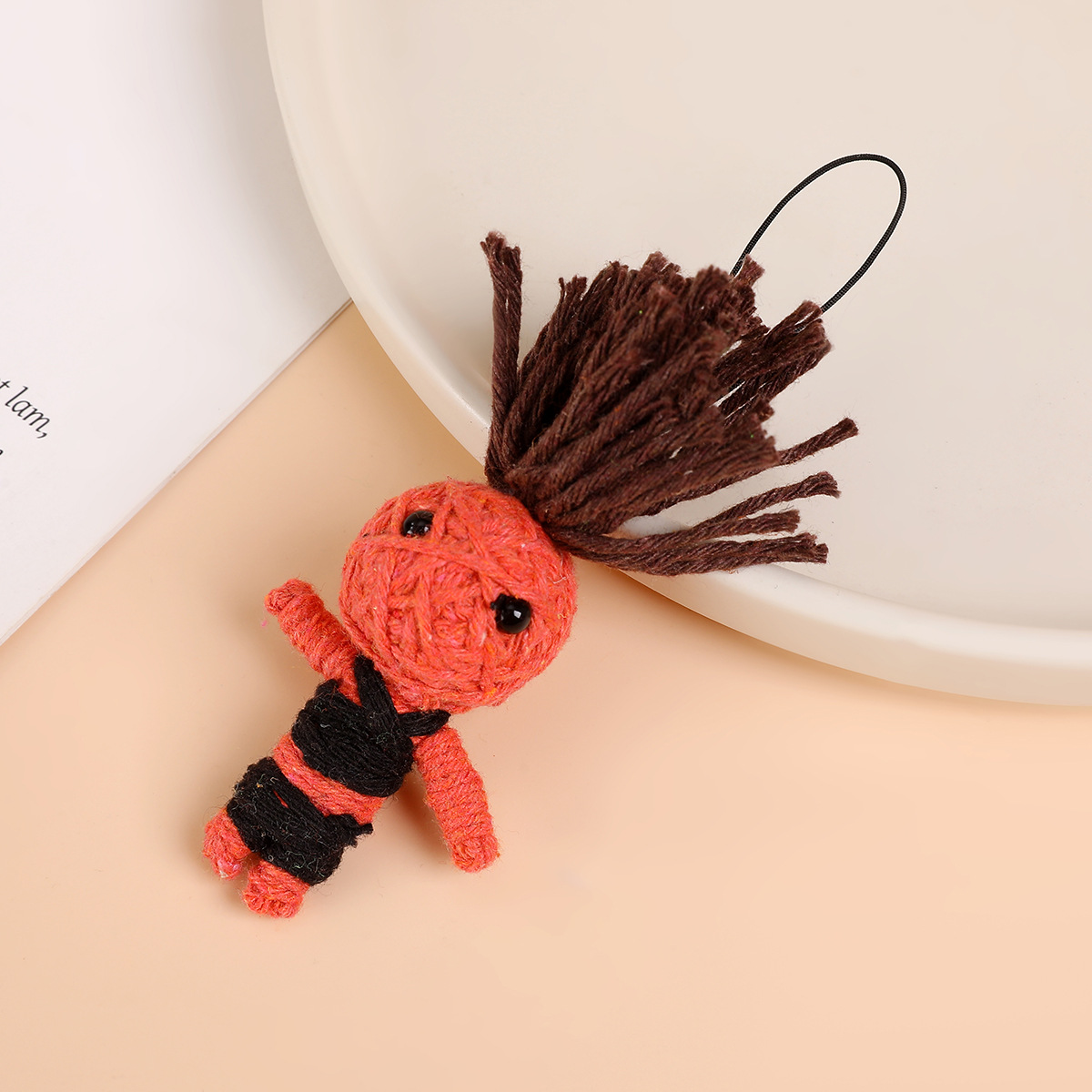 Lana hecha a mano malvada muñeca bruja muñeca decoración navideña ambiente regalo llavero Halloween