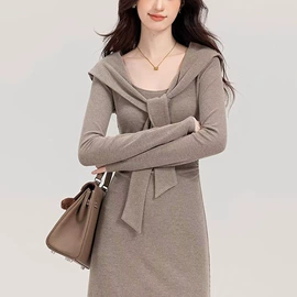 女式T恤;连衣裙;女式卫衣