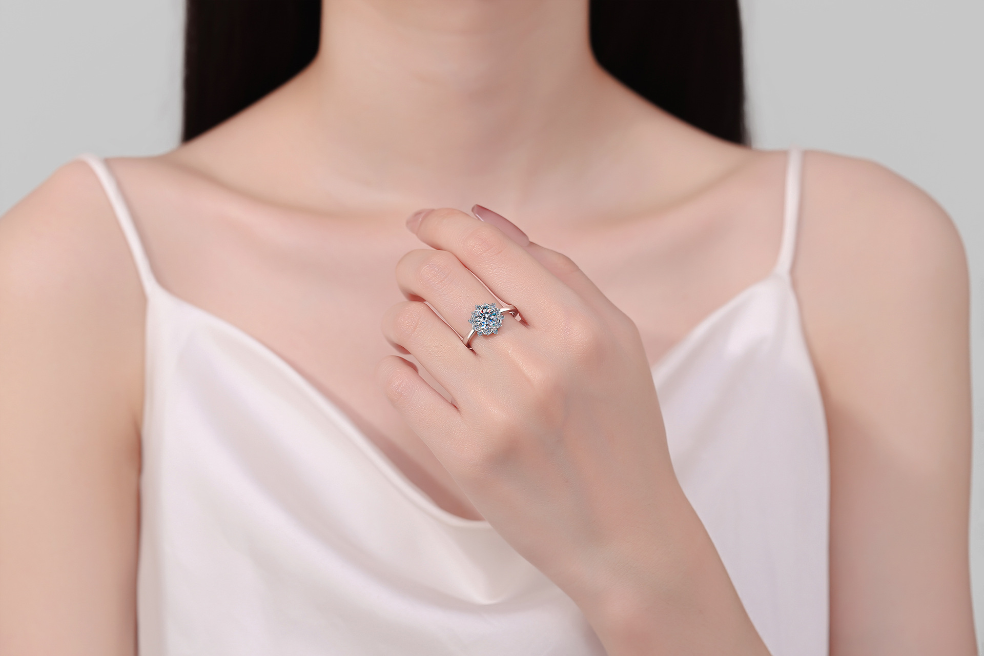 Bague tournesol classique en argent sterling 925 et moissanite_voghion.com