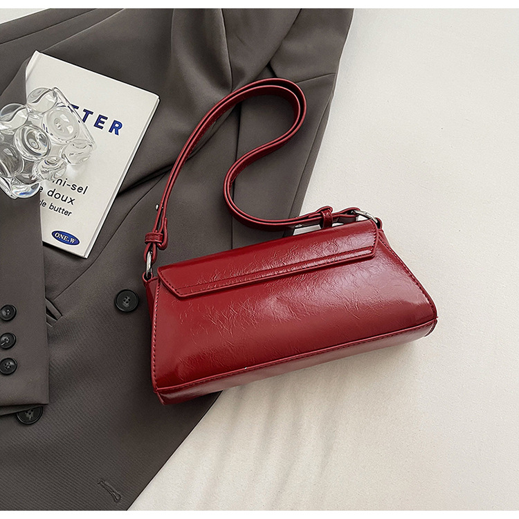 Die beliebte kleine quadratische High-End-Mode-Sticktasche aus Ölwachsleder dieses Jahres, einfache Umhängetasche mit einer Schulter_voghion.com