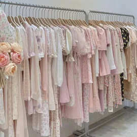 简约法式实体地摊休闲女装品牌折扣连衣裙批发断码清仓尾款直播间