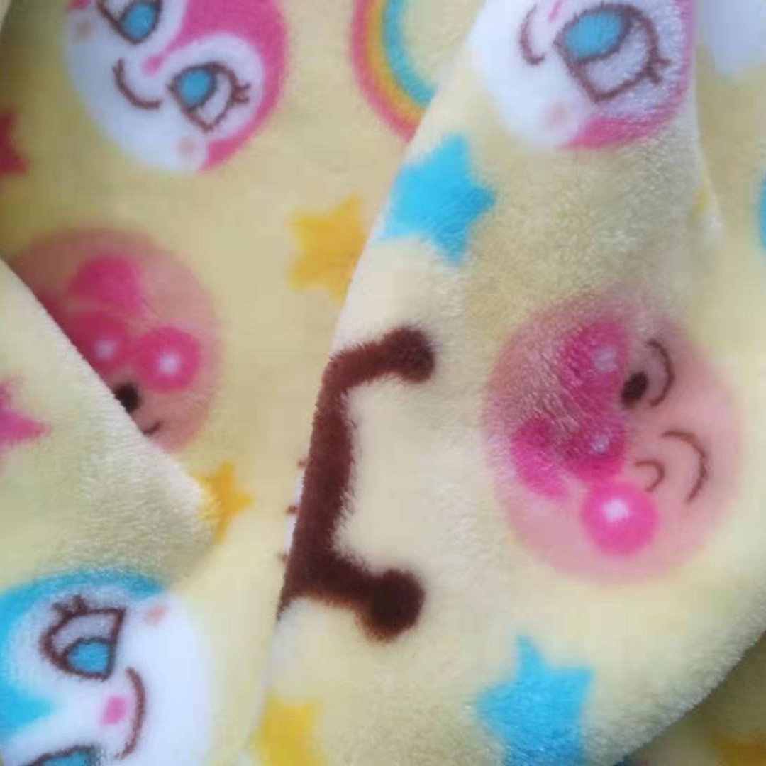 批发跨境珊瑚绒毯子礼品法莱绒毛毯赠品法兰绒毛毯小毯子