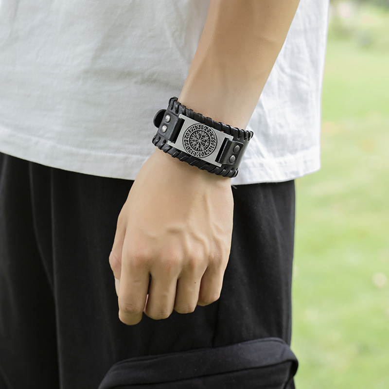 Simple Retro Viking Compass Leather Bracelet