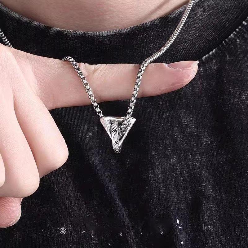 Geometric Square And Circle Necklace For Men Hip Hop Pendant_voghion.com