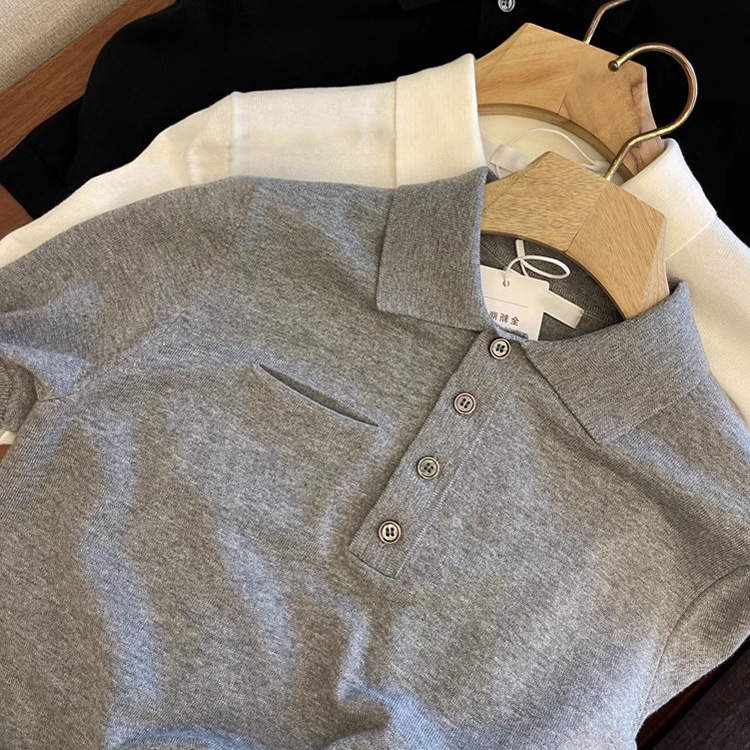 Burst love!! Crazy and charming collar and temperament, R * W French polo collar shoulder slimming short sleeve sweater