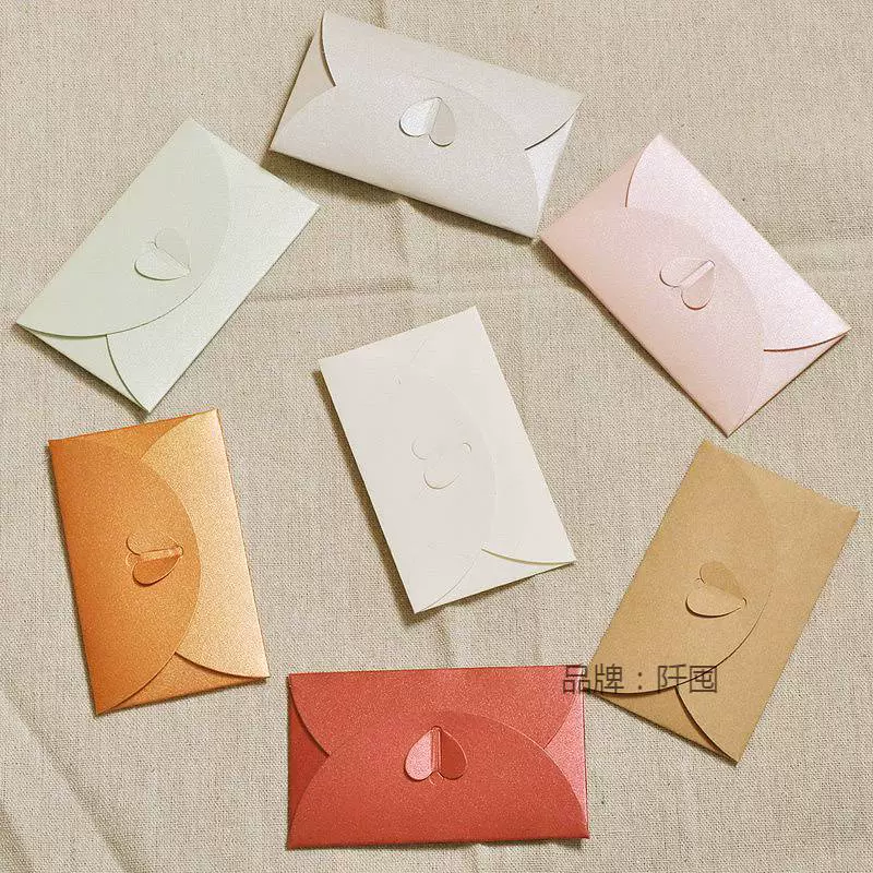 Membership card, small card holder heart shaped, bank card