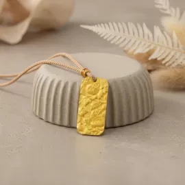 项链;耳钉;戒指