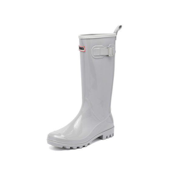 Women's Rain Boots Fashion Outer Wear High Thick Bottom Soft and Comfortable Water Shoes Non-slip Lightweight Wear-resistant Outdoor Rain Boots
