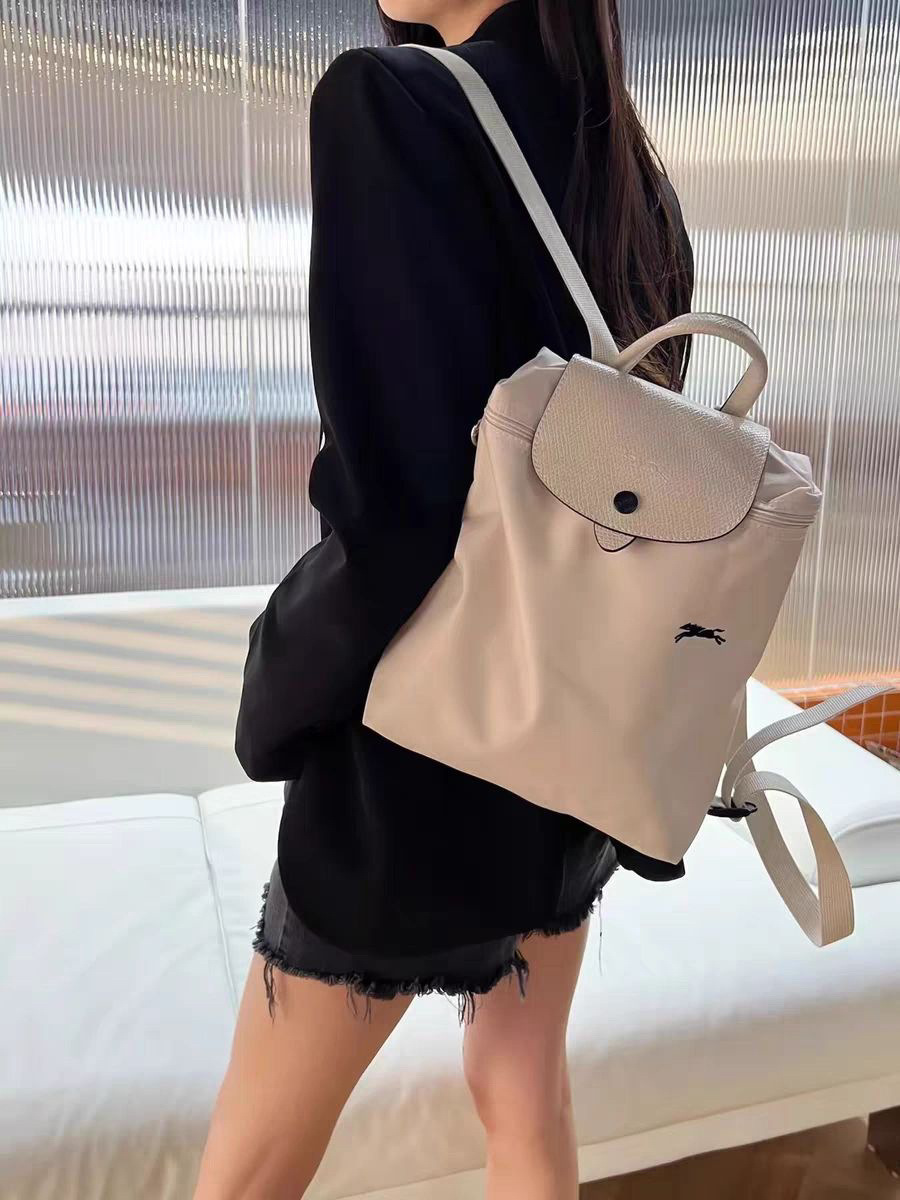Foldable backpack