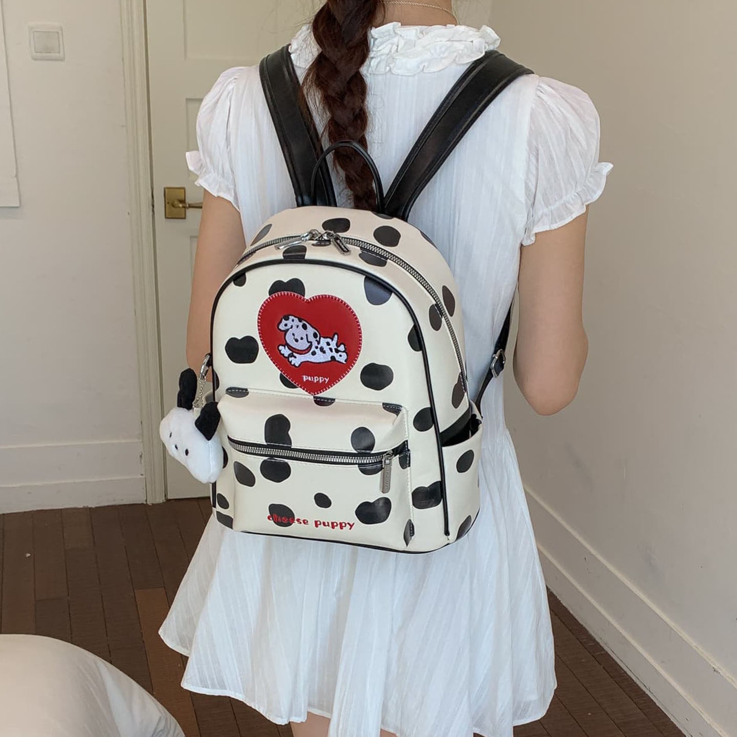 Viajes de punto de onda de hombros de verano 2026 amor mochila de alta capacidad de alto valor ligera diaria nicho nueva mochila