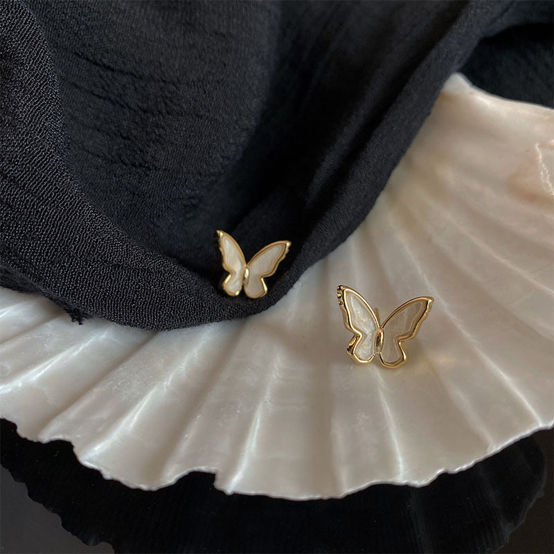 Fashion Butterfly Alloy Inlay Pearl Ear Studs 1 Pair