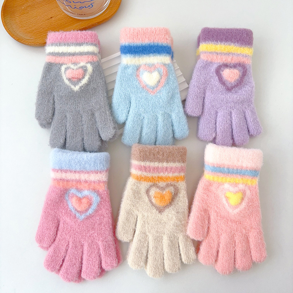 Nuevos guantes cálidos para niñas a rayas de amor a prueba de frío y engrosamiento en invierno, los niños tejen en bicicleta para jugar con la nieve y escribir cinco dedos