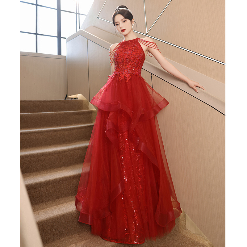 Vestido de noche de champagne temperamento de banquete de otoño anfitrión de alto nivel lujo nicho de gama alta vestido de examen de arte para adultos