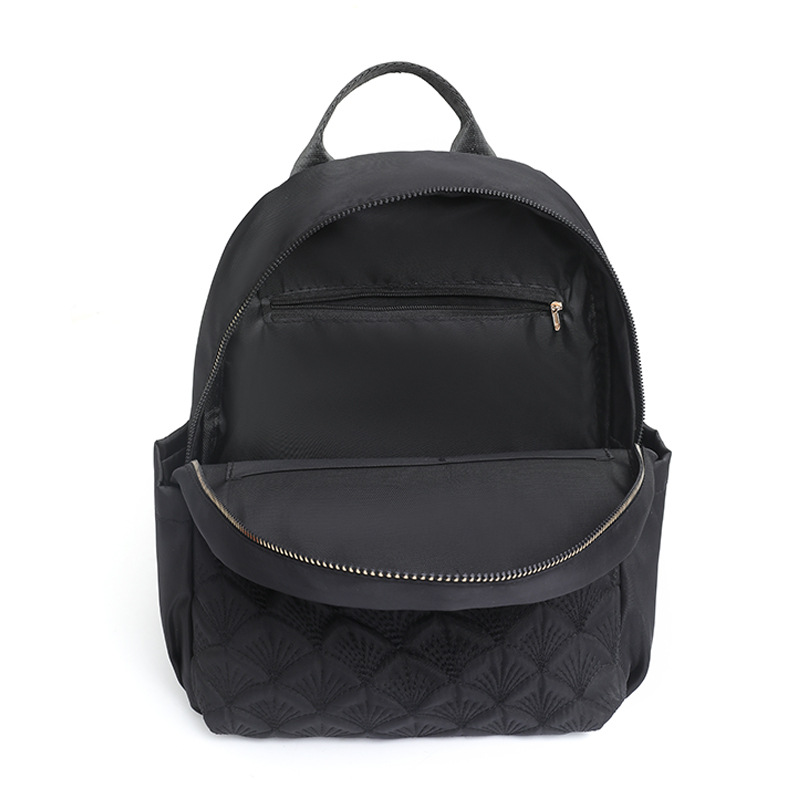 Transfronterizo al por mayor 2023 nueva mochila de nailon casual para mujer, mochila de viaje de gran capacidad literaria simple, mochila escolar