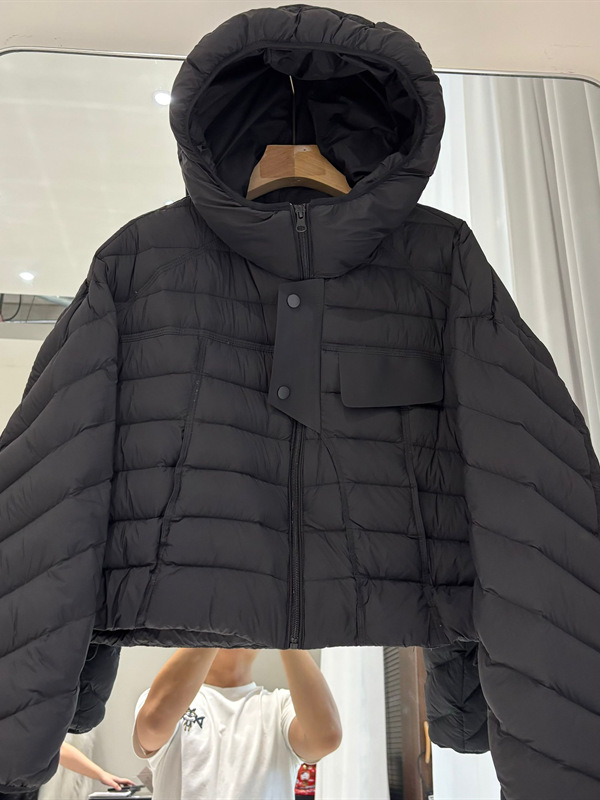 Light and thin winter fashionable polyurethane down jacket