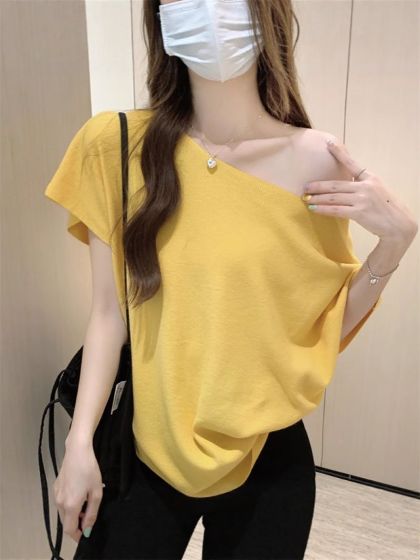 韓国の不規則な斜め肩バットスリーブニットTシャツ、女性用、新しい夏スタイルのレイジースタイルのゆったりとしたスリムなトップ|undefined