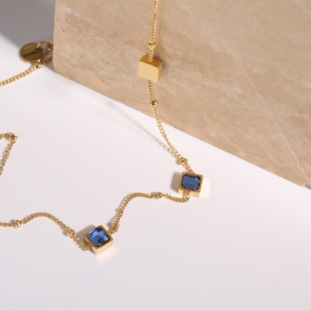 Fashion Simple Geometric Inlaid Zircon Blue Titanium Steel Necklace display picture 1