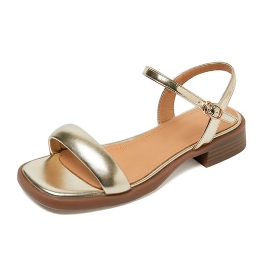 Elegant and sophisticated gold flat sandals for women, 2025 new summer model, one-piece leather straps, soft rubber soles, versatile and comfortable