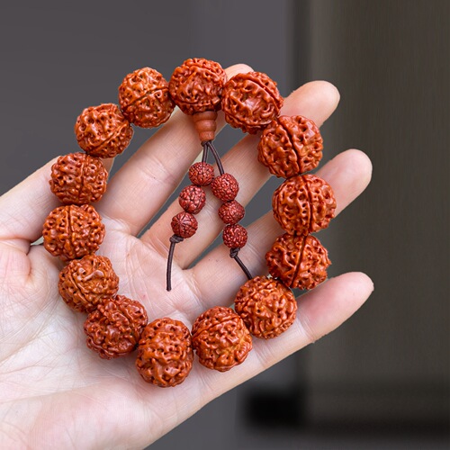 Nepalese five-petal large Rudraksha bracelet for men and women Bodhi seed atom machine brushed walnut and Buddhist bead bracelet