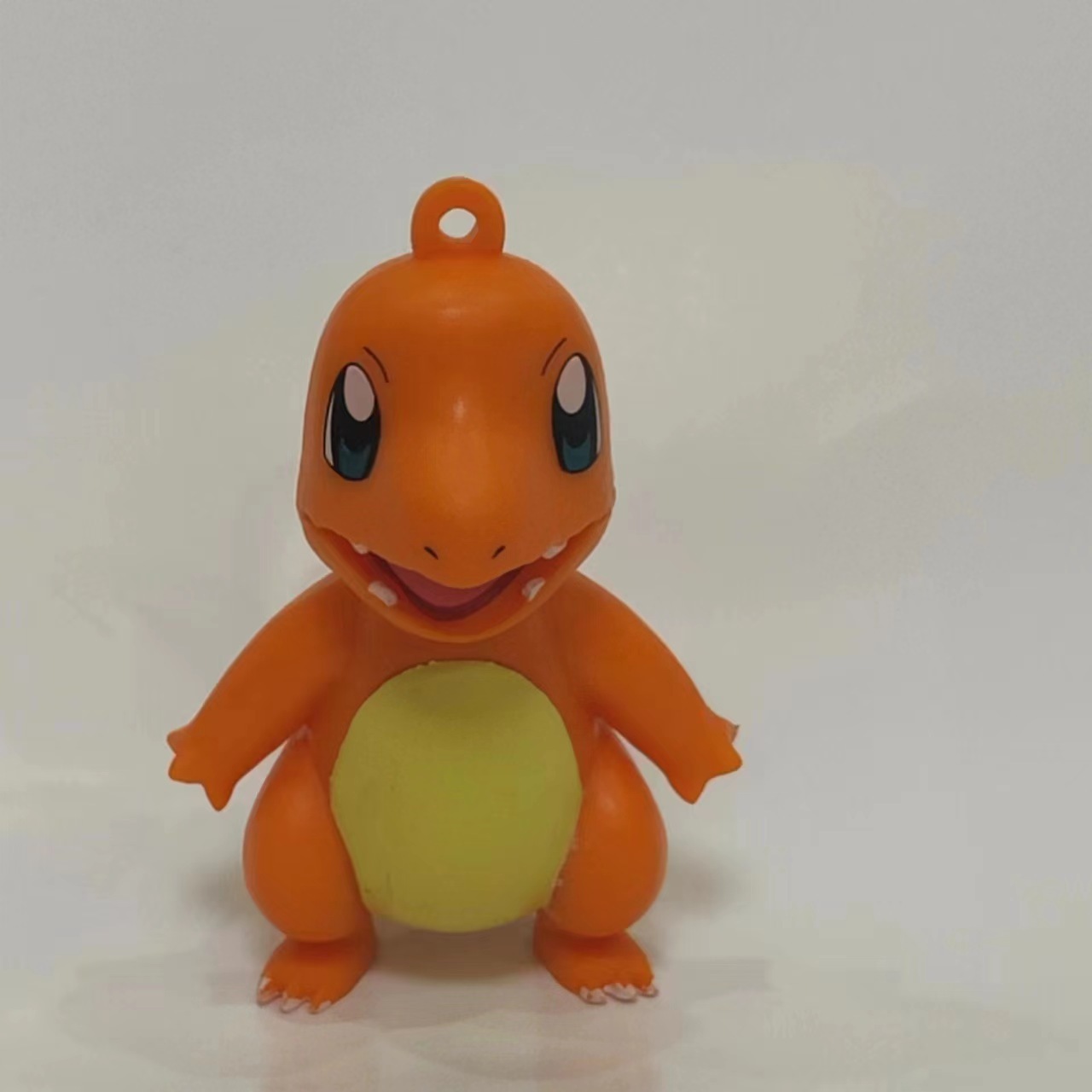 Pokémon Bola Pokémon Pokémon Zhu Zi Super Dream Dragón que escupe fuego Modelo de juguete