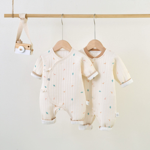 Baby jumpsuit autumn long-sleeved three-layer warm thick romper non-hooded spring and autumn baby clothes baby autumn clothes