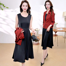 中年妈妈装两件套裙2025春夏新款中青年女装小西服背心连衣裙套装